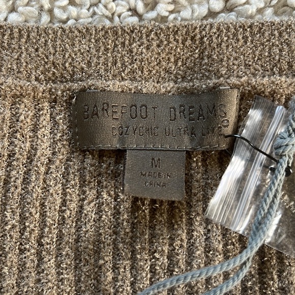 BAREFOOT DREAMS Cozychic Ultra Lite Knit Size Medium NWT - Picture 9 of 11